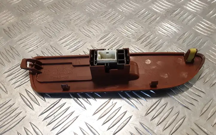 Toyota Land Cruiser (HDJ90) (1996 - 2002) 7423160330 Блок кнопок стеклоподъемников — фото 4