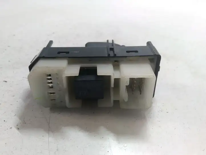 Toyota Corolla Verso E121 (2001 - 2004) 8403013030 Блок кнопок стеклоподъемников — фото 2