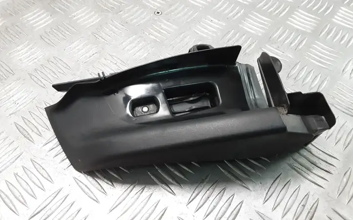 Audi A4 S4 B8 8K (2011 - 2015) 8K0857792A Накладка ремня безопасности — фото 2