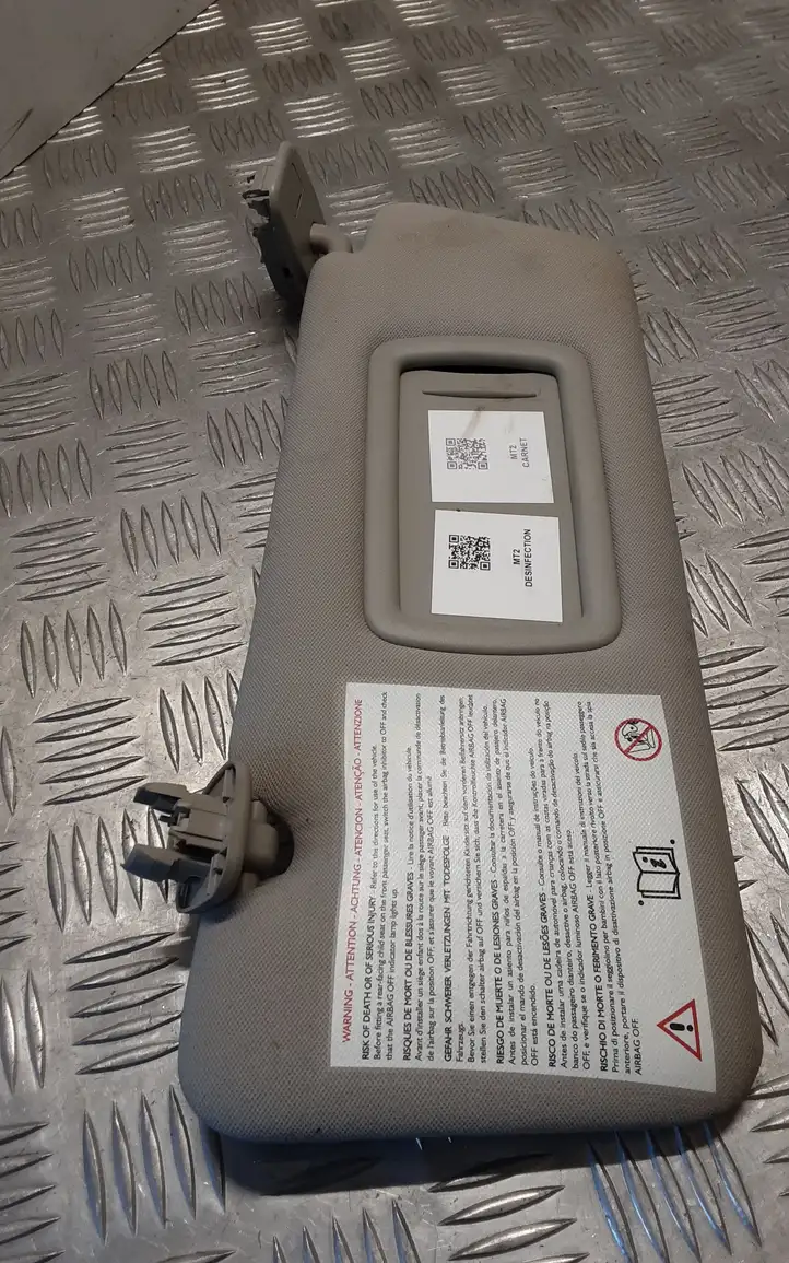 Renault Latitude (2010 - 2014)   Щиток от солнца