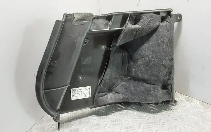 Mercedes-Benz C W204 (2007 - 2014) A2046902725 Боковая обшивка багажника — фото 4