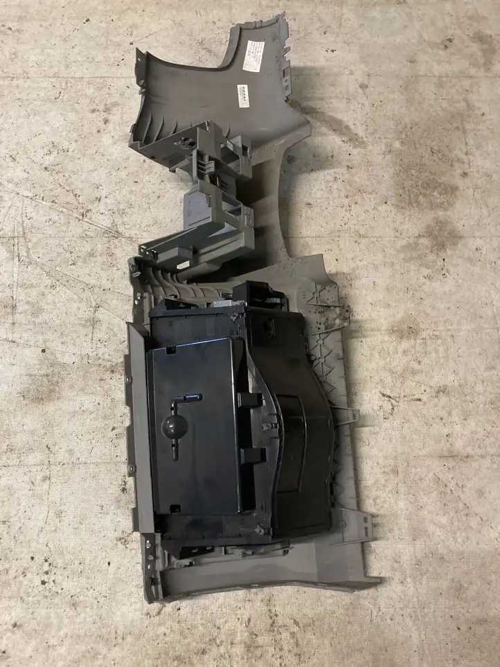 Volkswagen Touareg I (2002 - 2010) 7L6858904 Бардачок в сборе — фото 6