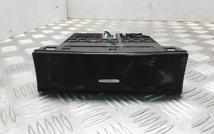 Mercedes-Benz ML W164 (2005 - 2011) A1648100030 Пепельница — фото 1