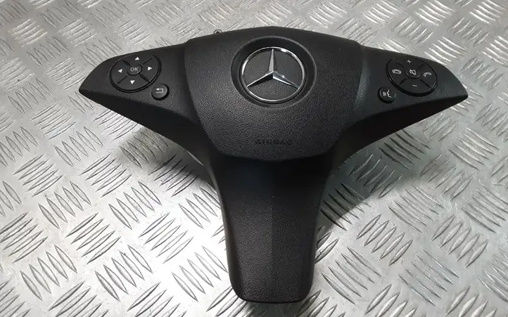 Mercedes-Benz C W204 (2007 - 2014) 2048605502 Подушка безопасности руля — фото 1