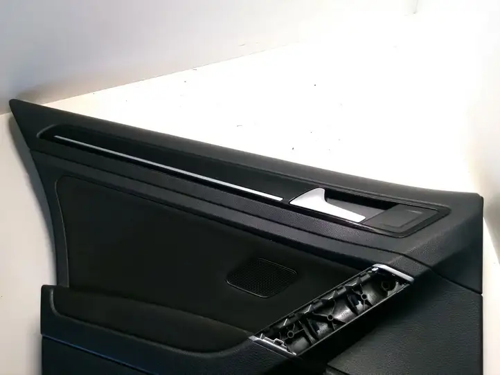 Volkswagen Golf VII (2013 - 2019) 5G6867211 Обшивка задней двери — фото 2