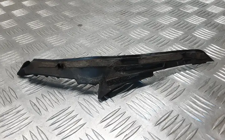 Toyota Verso (2009 - 2012) 538670F020 Накладка стоек лобового стекла — фото 3