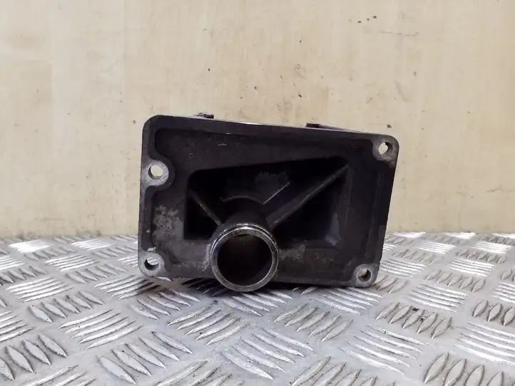 BMW X3 E83 (2003 - 2010) 31537516065 Кронштейн подвесного подшипника — фото 2