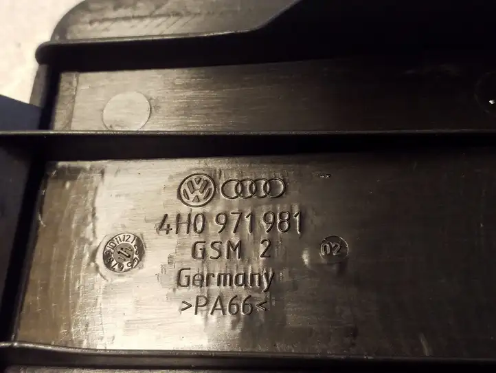 Audi A8 S8 D4 4H (2010 - 2014) 4H0971981 Прочие детали салона — фото 2