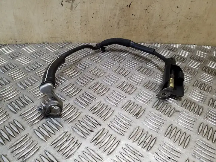 Volkswagen PASSAT B8 (2015 - ) 1K0971920 Плюсовой провод аккумулятора — фото 2