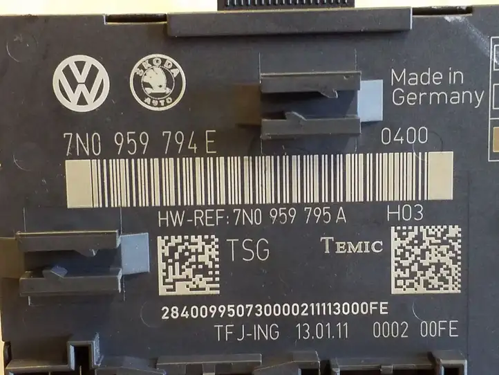 Volkswagen Sharan (2010 - 2015) 7N0959794E Блок управления дверью — фото 3