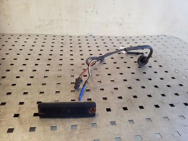 Hyundai ix35 (2009 - 2013)   Включатель закрытия задней крышки