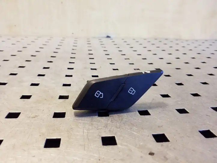 Audi A8 (2010 - 2014)  4H0962108B Включатель центрального замка