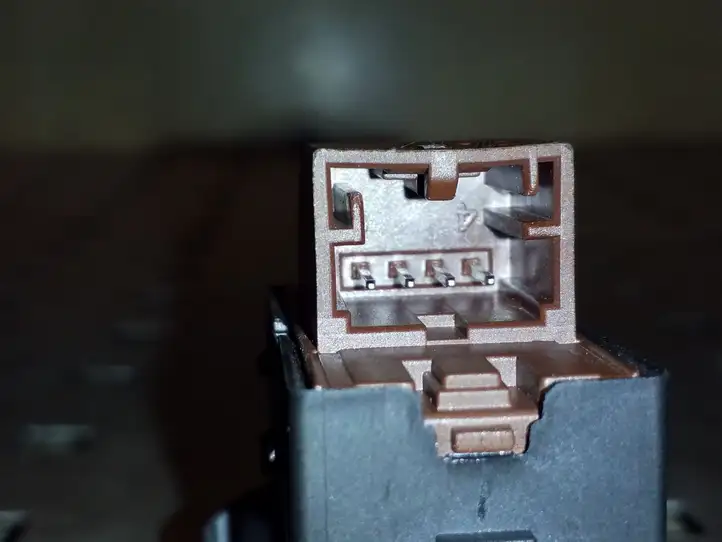 Audi A8 (2010 - 2014)  4H0962108B Включатель центрального замка