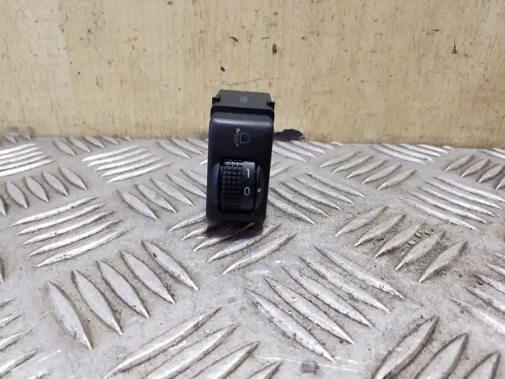 Nissan Qashqai (2006 - 2010)  25190JD00A Включатель регулировки высоты фонарей