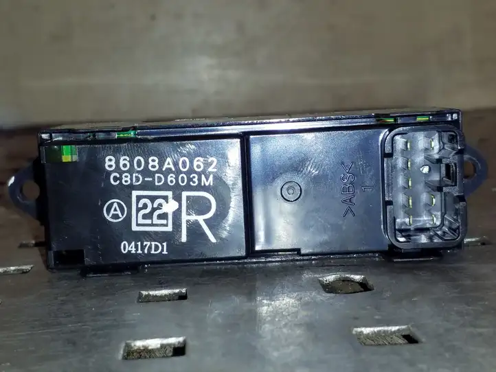 Mitsubishi Outlander (2007 - 2012) 8608A062 Кнопка стеклоподъемников — фото 2