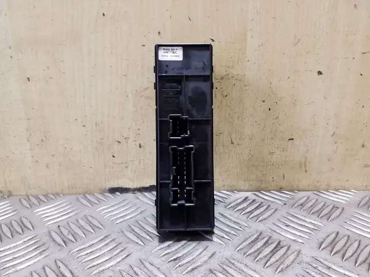Nissan Juke I F15 (2010 - 2018) 254011KK0A Блок кнопок стеклоподъемников — фото 4