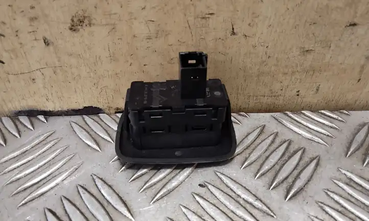 Peugeot 508 (2010 - 2014)  96623726XT Кнопка стеклоподъемников