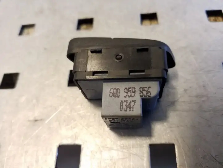Volkswagen Polo (2005 - 2009) 6Q0959856 Блок кнопок стеклоподъемников — фото 4
