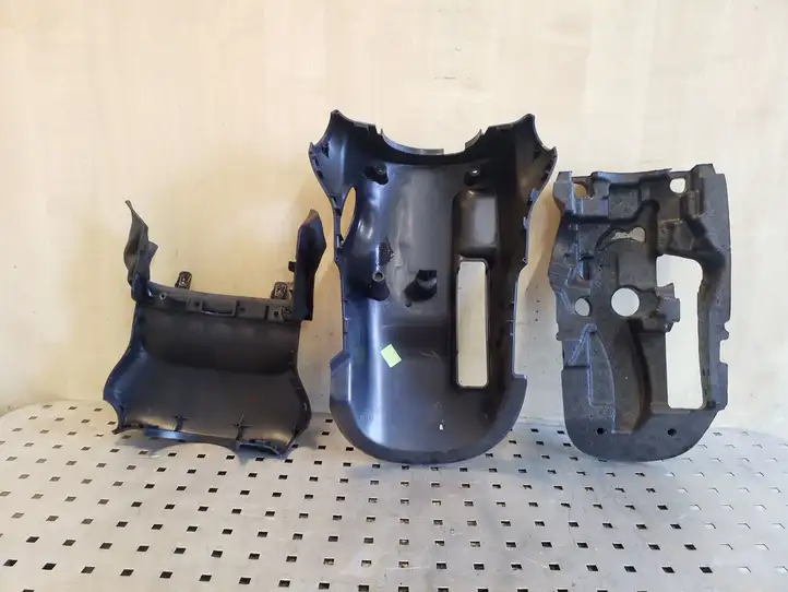 Nissan Qashqai (2006 - 2010) 48470JD000 Обшивка рулевой колонки — фото 6