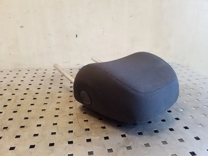 Volkswagen PASSAT B8 (2015 - )   Подголовник переднего сиденья