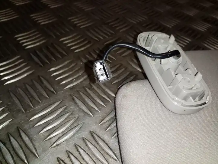 Land Rover Discovery (2004 - 2009)   Щиток от солнца