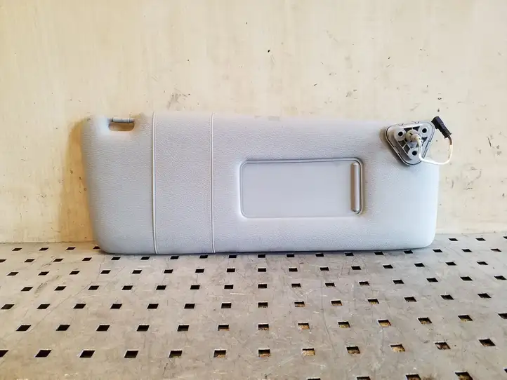 BMW X3 E83 (2003 - 2010)   Щиток от солнца