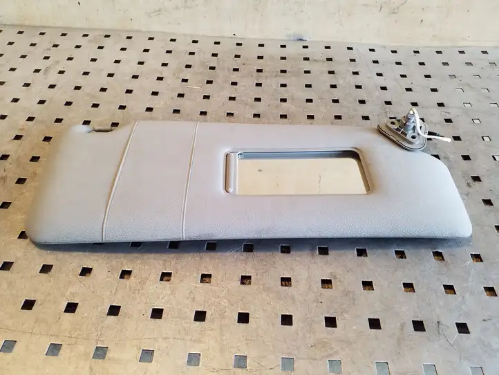 BMW X3 E83 (2003 - 2010)   Щиток от солнца