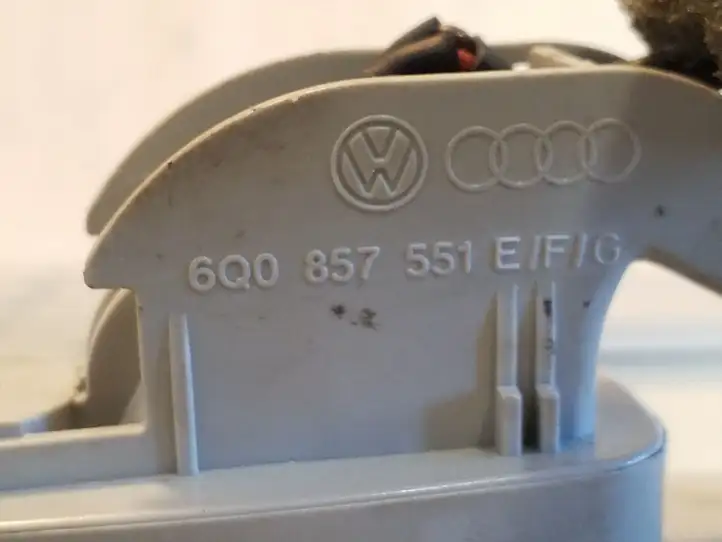 Volkswagen Polo (2005 - 2009) 6Q0857551E Солнцезащитный козырек — фото 2