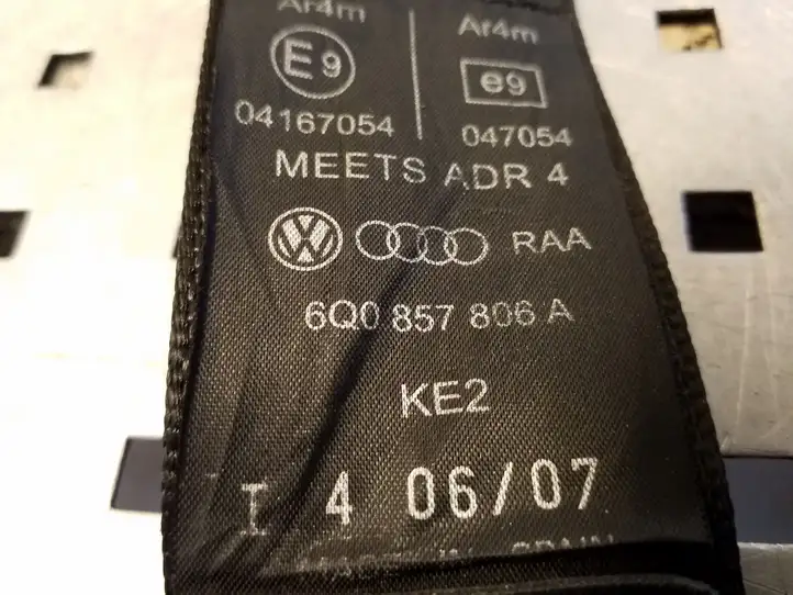 Volkswagen Polo (2005 - 2009) 6Q0857806A Задний ремень безопасности — фото 5