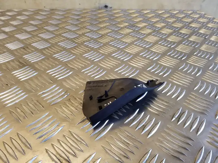 Volkswagen Touareg I (2002 - 2010)  7L0837865A Другая деталь отделки пере́дней дверей