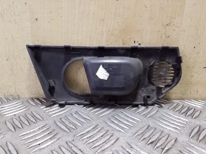 Opel Meriva A (2006 - 2010) 13123590 Прочая отделка задней двери — фото 2