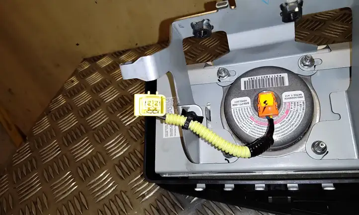 Nissan Juke I F15 (2010 - 2018)   Подушка безопастности пассажира