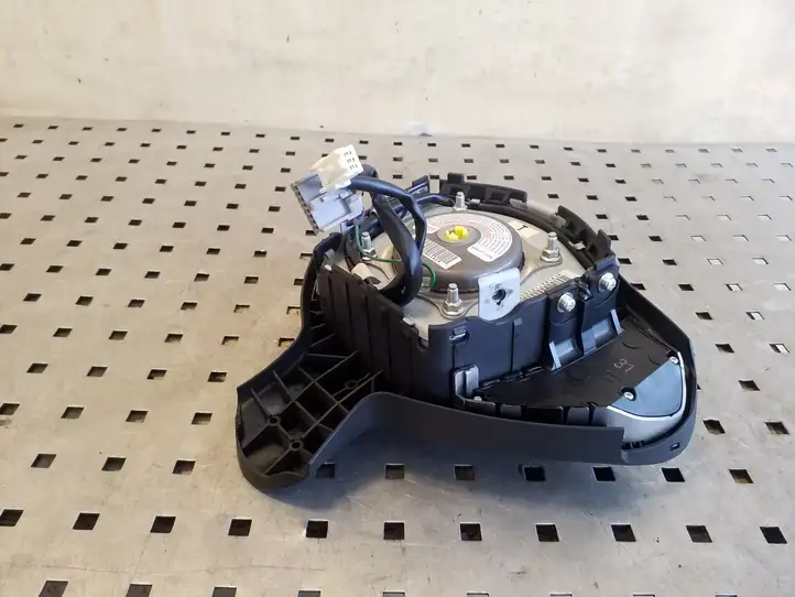 Nissan Juke I F15 (2010 - 2018) NK70S Подушка безопасности руля — фото 3