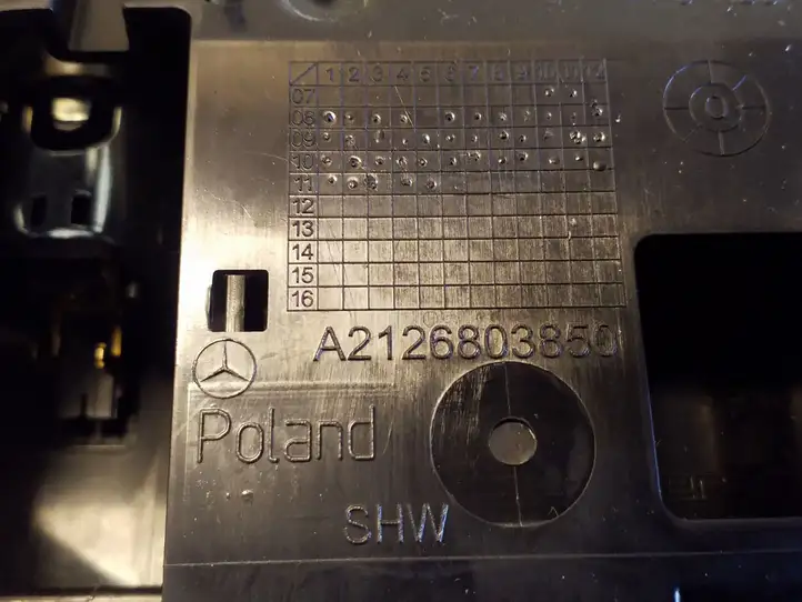 Mercedes-Benz E W212 (2009 - 2016) A2126803850 Задняя пепельница — фото 2