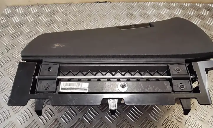 BMW X3 E83 (2003 - 2010) 8209278 Бардачок в сборе — фото 6
