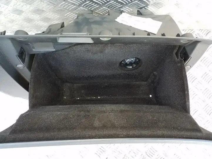 Volkswagen Sharan (2010 - 2015) 7N2857097A Бардачок в сборе — фото 6