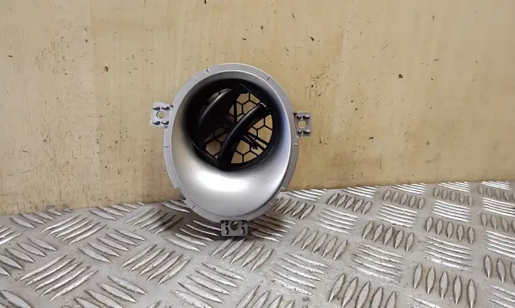 Nissan Juke I F15 (2010 - 2018) Боковой воздушный дефлектор — фото 1