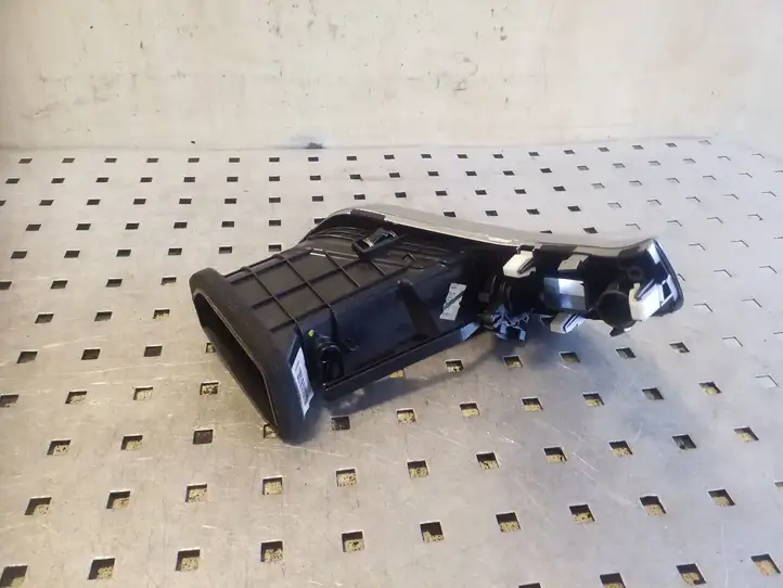 Hyundai ix35 (2009 - 2013)  974102S900 Центральный дефлектор