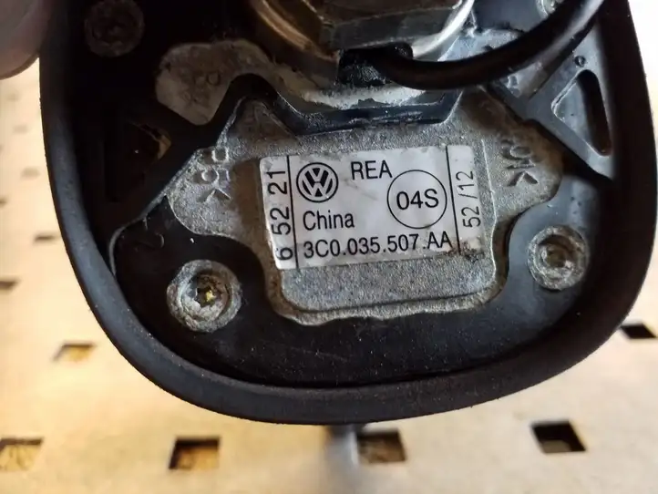 Volkswagen PASSAT CC (2012 - 2017) 3C0035507AA GPS антенна — фото 3