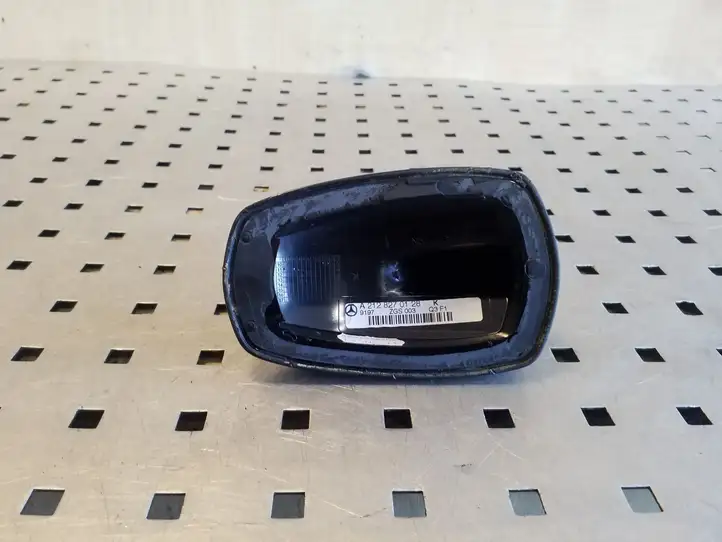 Mercedes-Benz E W212 (2009 - 2016) A2128270128 Крышка GPS-антенны — фото 3