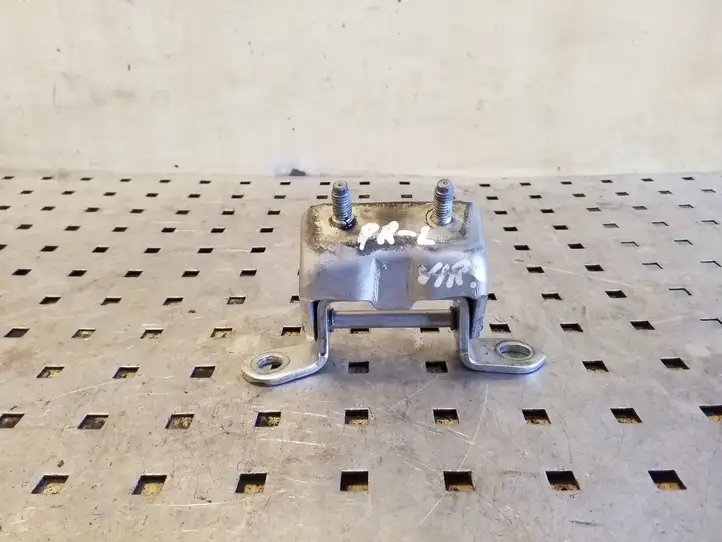 Nissan X-Trail T31 (2007 - 2014)   Верхняя петля передней двери