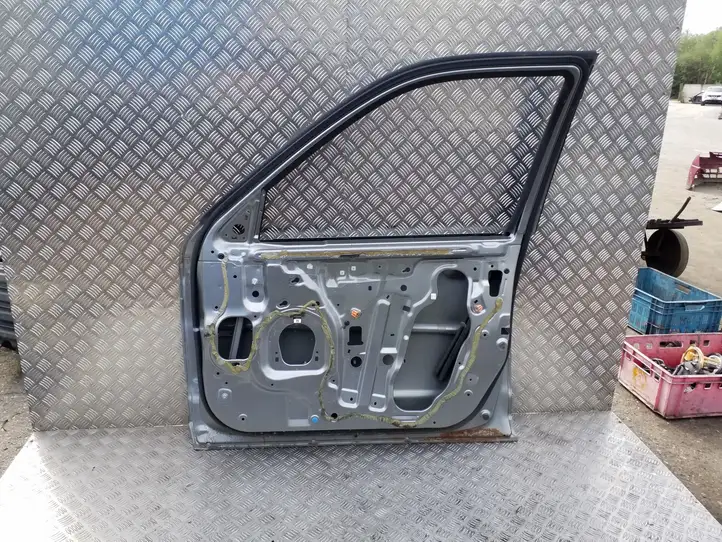 Honda CR-V (2004 - 2006) Дверь — фото 3