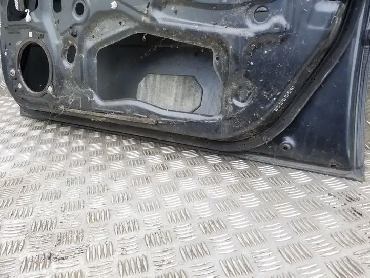 Subaru Legacy (2003 - 2009)   Дверь