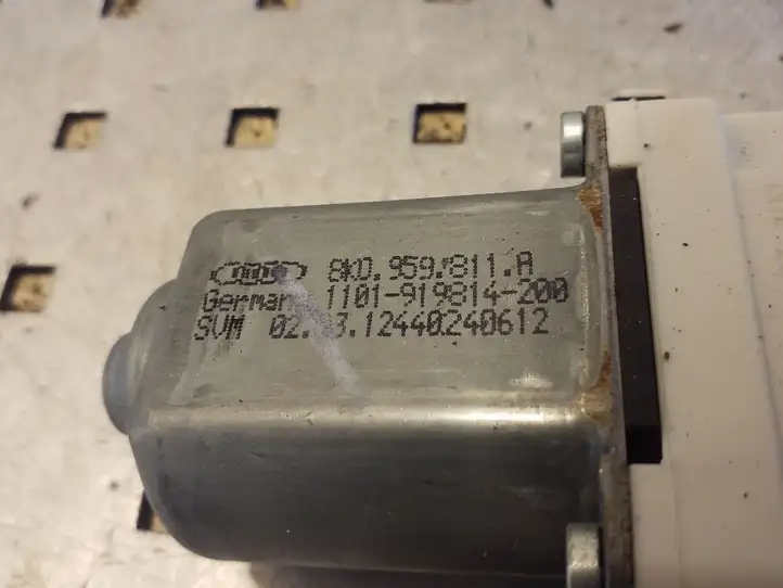 Audi A4 S4 B8 8K (2007 - 2011) 8K0959811A Стеклоподъемник задней двери — фото 4