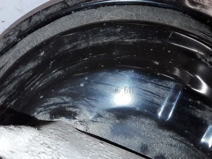 Volkswagen Passat CC (2012 - 2017)  3C0505435F Задний поворотный кулак (ступица, цапфа)