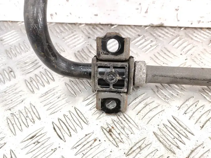 Toyota Avensis T270 (2009 - 2012)   Тяга стабилизатора