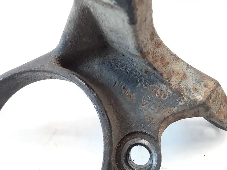 Toyota Avensis T250 (2006 - 2009) 4345705050 Кронштейн подвесного подшипника — фото 6