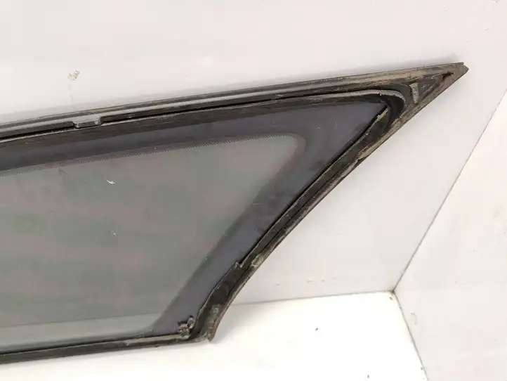 Toyota Avensis T250 (2006 - 2009) 43R00048 Заднее боковое стекло — фото 2