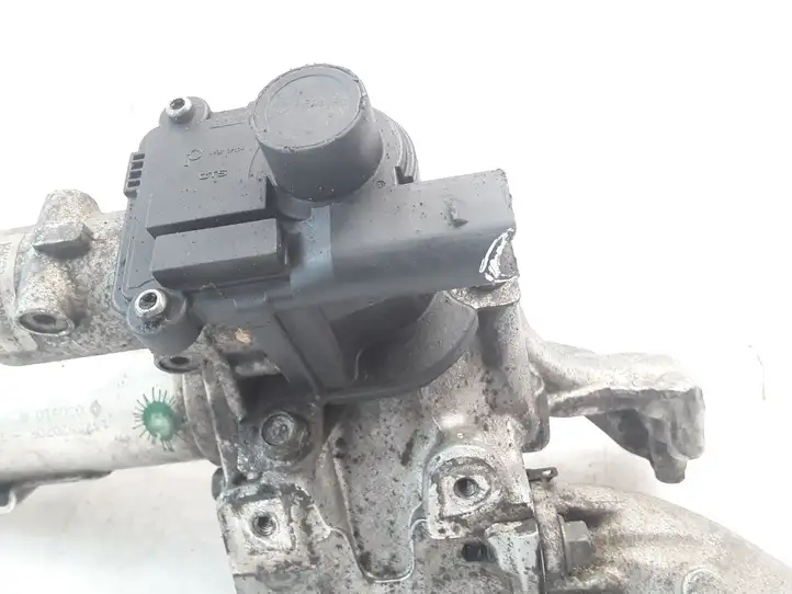 Nissan Qashqai (2006 - 2010) 147352070R Охладитель клапана EGR — фото 5