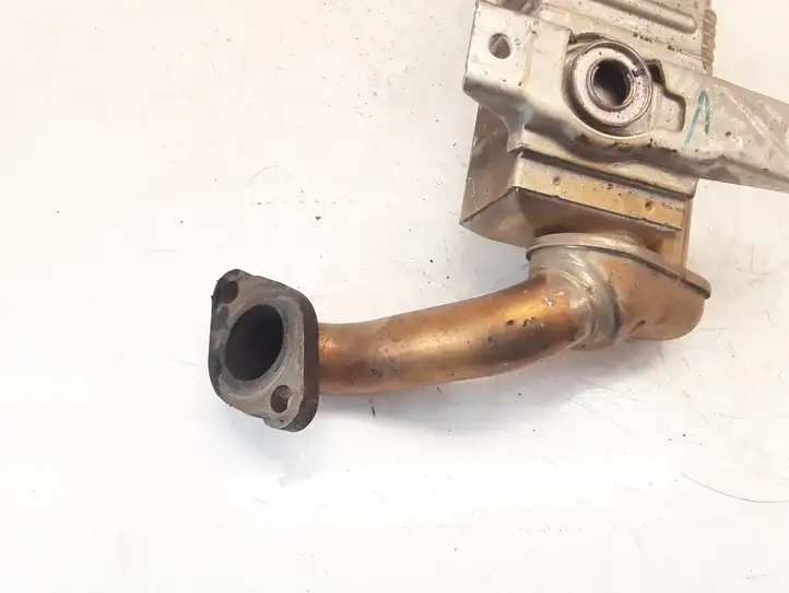 Toyota Avensis T270 (2009 - 2012)  256010R020 Охладитель EGR